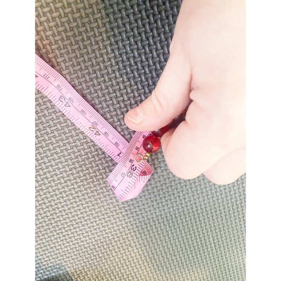 590 Collection of vintage glass, plastic and lucite bead necklaces - Picture 7 of 10